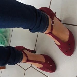 Women's shoes